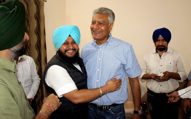 congresswinsgurdaspurlsseatwithbigmargin