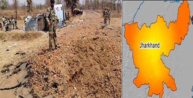 7policemenkilledingarhwadistrictlandmineexplosion