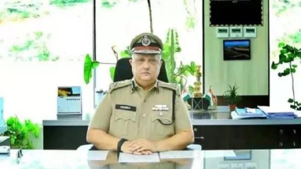 harishkumarguptaassumeschargeasandhrapradeshdgp
