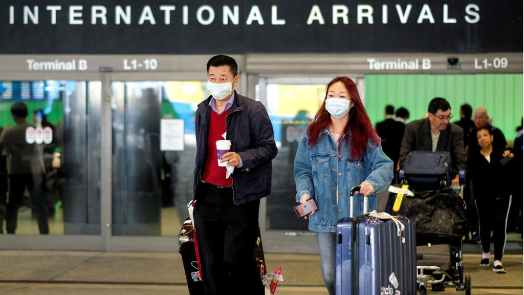coronaviruscasesjumpto28healthministersays‘screenpassengersfromallnations’