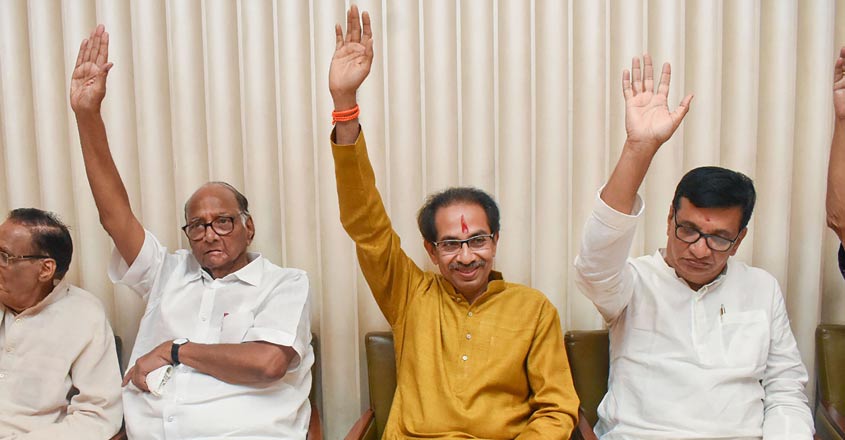 shivsenachiefuddhavthackeraystakesclaimtoformgovtinmaharashtra