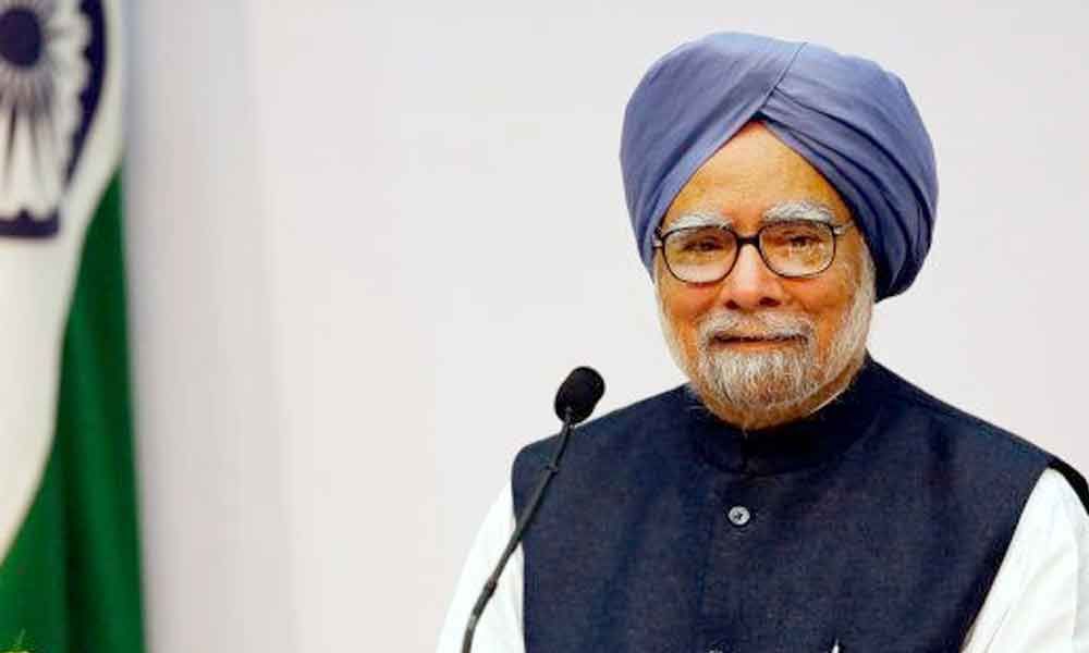indiaheadedforslowdown;modigovtlefteconomyindirestraits:expmmanmohansingh
