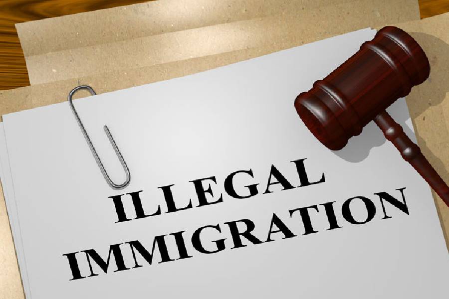 27bangladeshinationalsheldforillegalstayinkochi