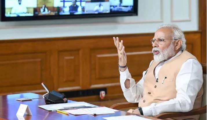 pmmodichairsmeetingathisresidenceovergovtformationinupgoauttarakhand