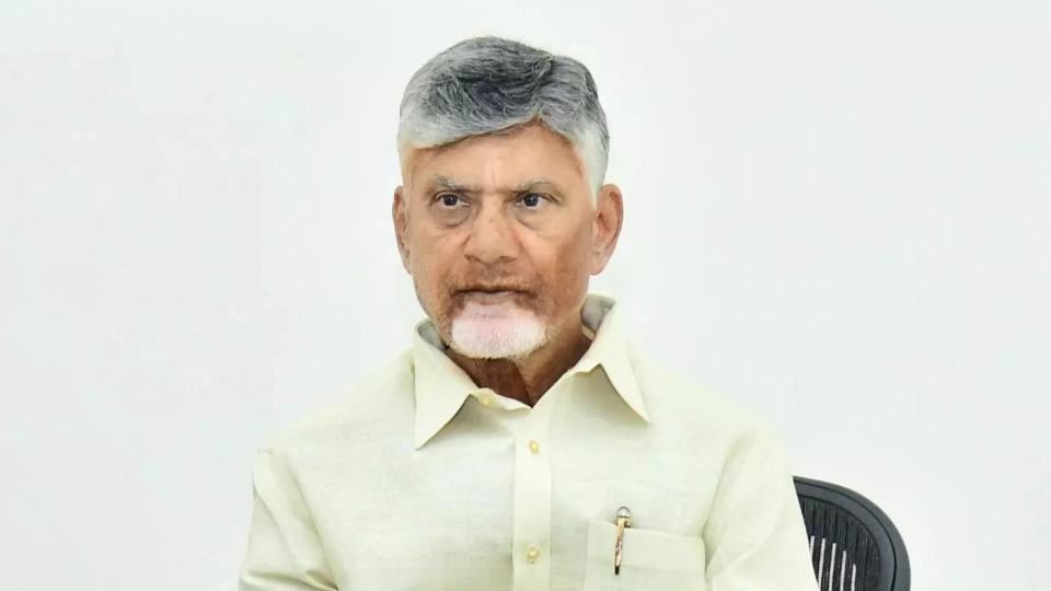 Fill Reservoirs And Tanks With Available Rainwater Flows, says Naidu
