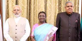 presidentvicepresidentpmextendtheirgreetingsoneveofholi