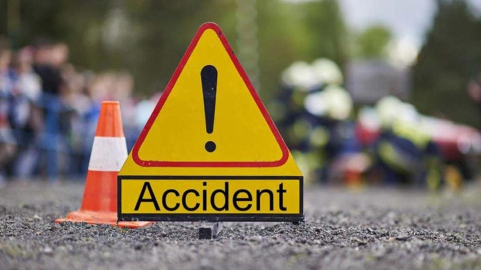 3 Youths Killed as Speeding Bike Crashes Into Tree in East Godavari