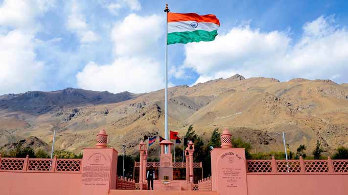 19thkargilvijaydiwascelebrationsbeginatdrasswarmemorial