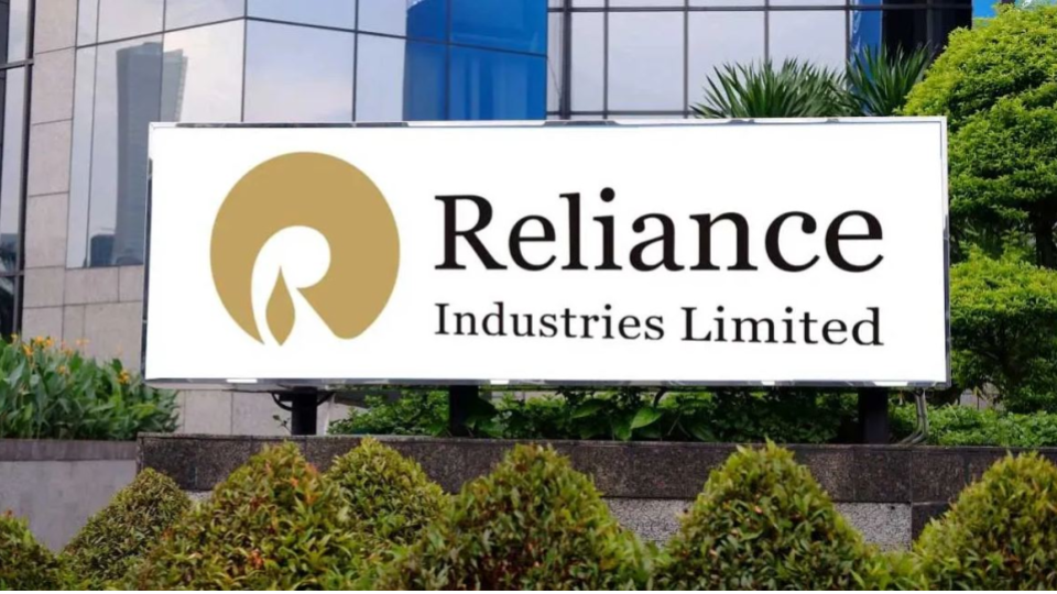 Facebook takes 30 pc stake in Reliance’s Enterprise AI venture
