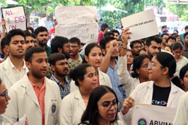 westbengal:juniordoctorsfailtoreachanyagreementwithstategovernment