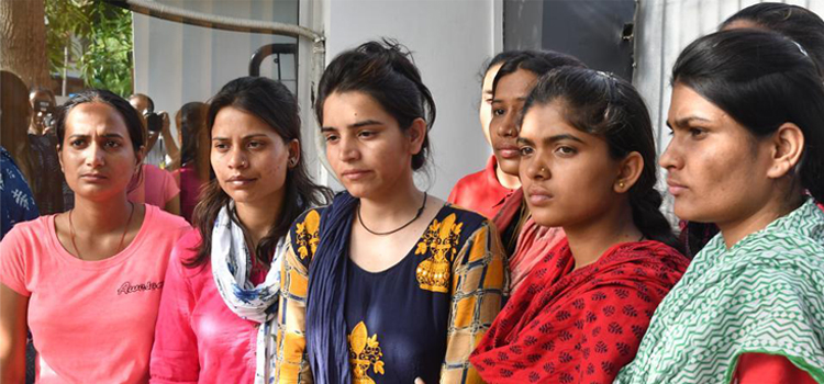 ninewomenarrestedinbhopalpoliceconstableshaveallegedharassedandmadetotakepregnancytestsincustody