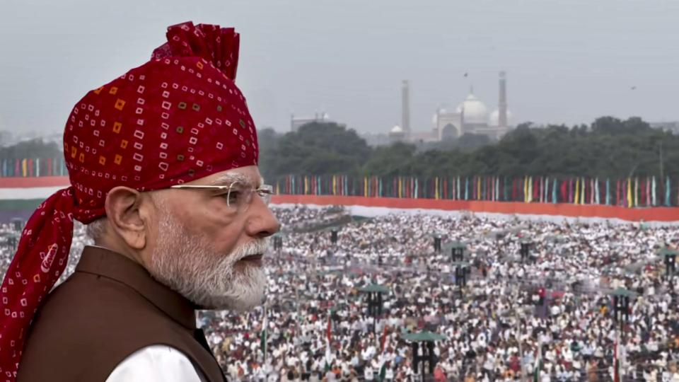 PM Modi Assures Flood, Landslide-Hit Families of Centre Govt Support