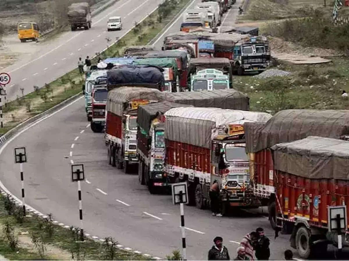 truckersurgedtoresumeworkaftergovernmentassuranceonnewhitandrunlaw