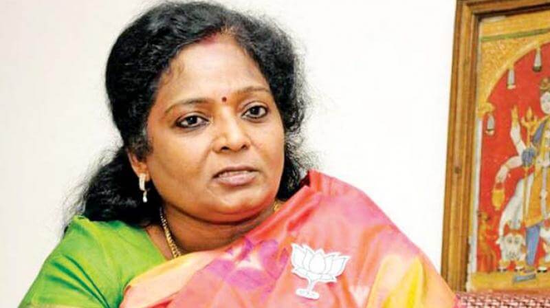 telanganagovernoraccuseskcrgovtsaysdiscriminatedforbeingawoman