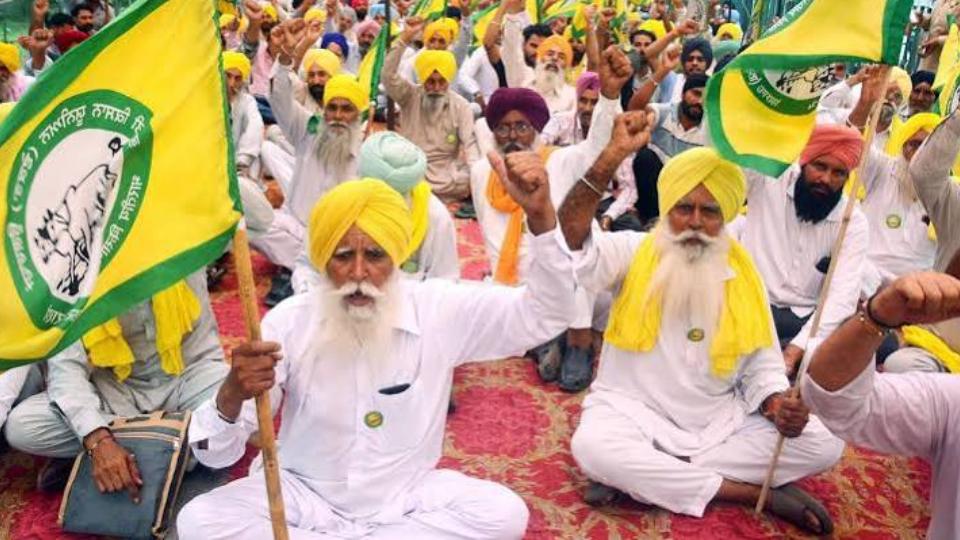 Farmers Start Dharna Outside Punjab Minister’s Office