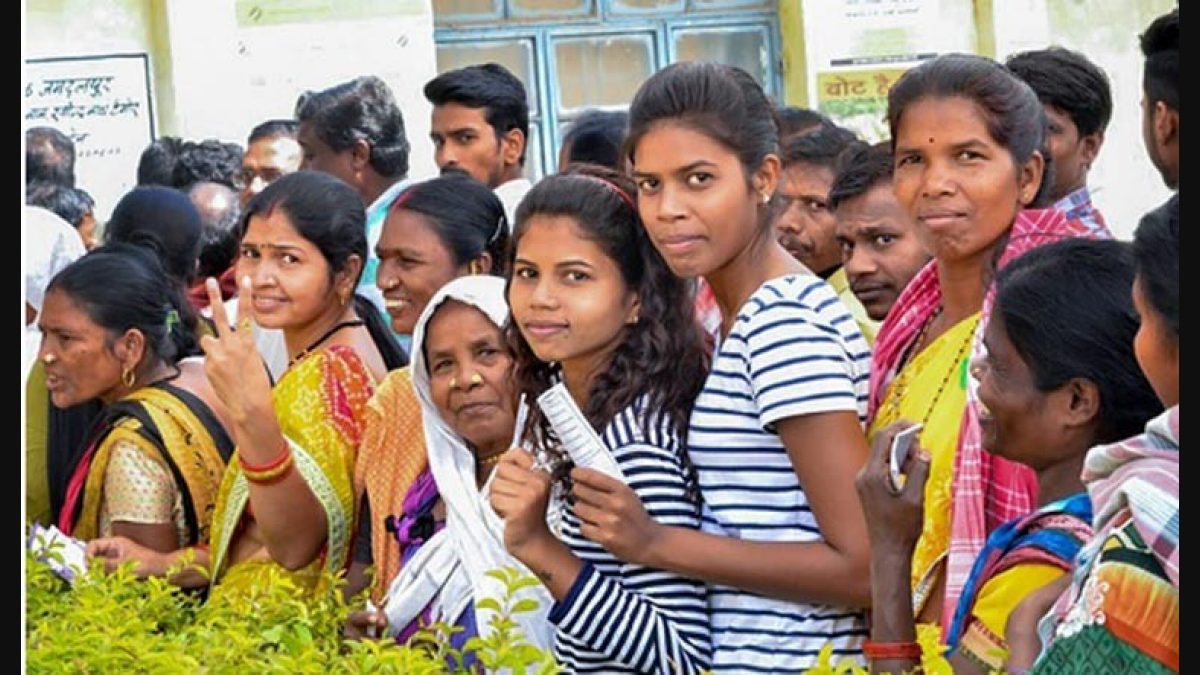 chhattisgarhrecordsover75%pollinginsecondphaseofassemblyelection
