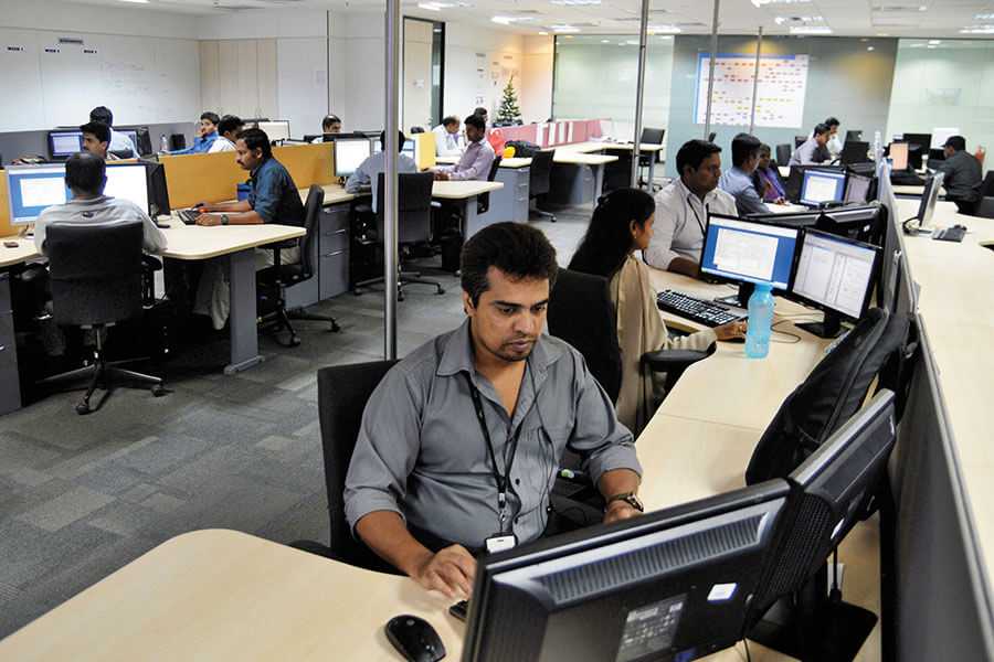 workfromhomemaycontinuegovtwillnotaskitcompaniestoopenoffices:karnatakaminister