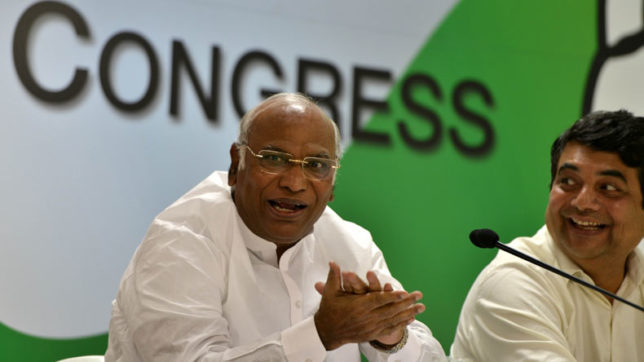 chaiwalalikemodiispmbecausecongresspreserveddemocracy:kharge