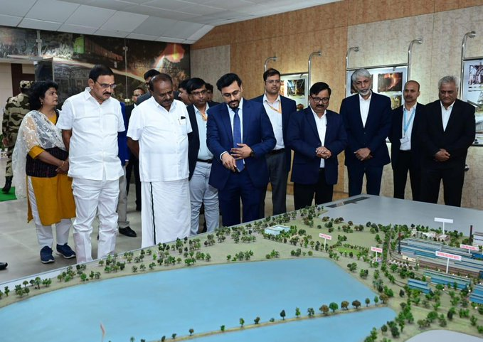 unionministerhdkumarswamyinspectsbokarosteelplant