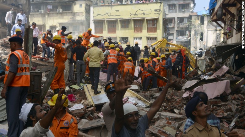 rescuerspullmorebodiesfrommumbaibuildingrubble