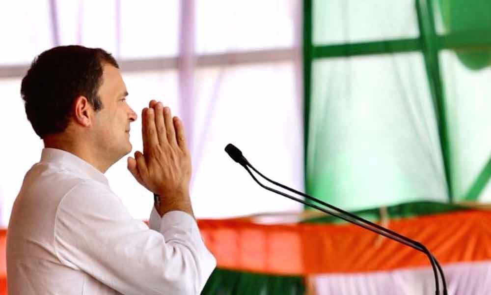 Rahul Gandhi greets people on Independence Day 