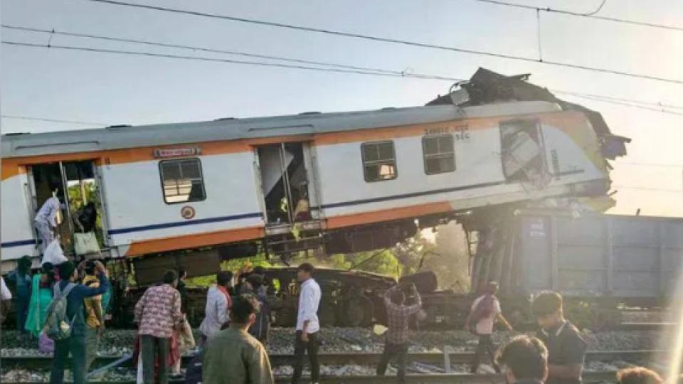 deathtollrisestoelevenchhattisgarhtrainaccident