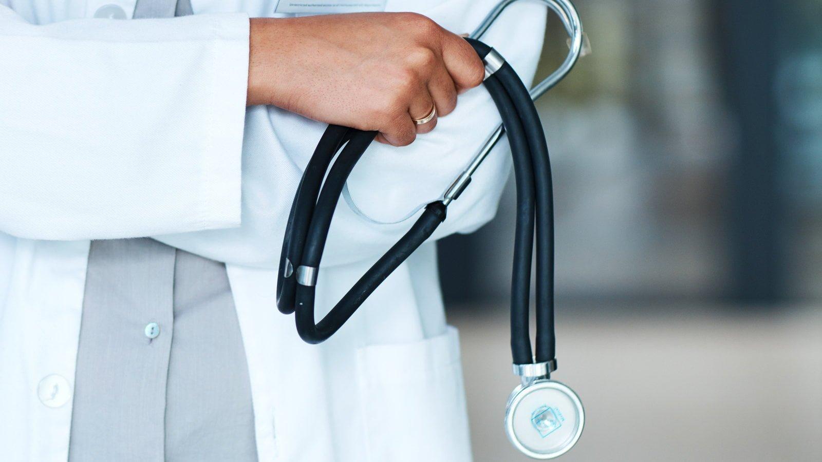 westbengal:juniordoctorsresumeindefinite‘totalceasework’