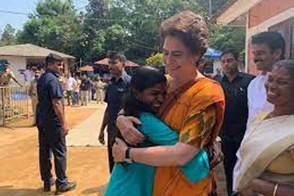 priyankagandhislamsbjpsayspartydoesn’trespectwomen:keralaassemblyelections2021