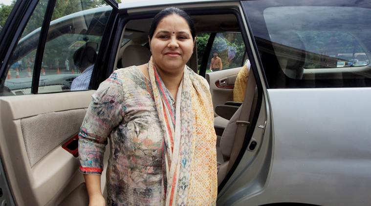 laluyadav’sdaughtermisabharti’sresidenceraidedbyenforcementdirectorate