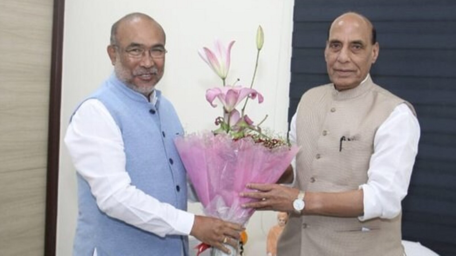 rajnathsinghmeetsmanipurcmoverbreakfast