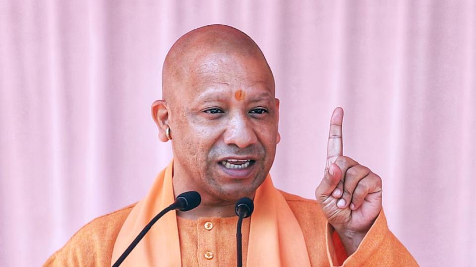 yogiadityanathlaysfoundationstoneof127developmentalschemesinmirzapur
