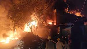 fireatopengodownintikrikalandelhi