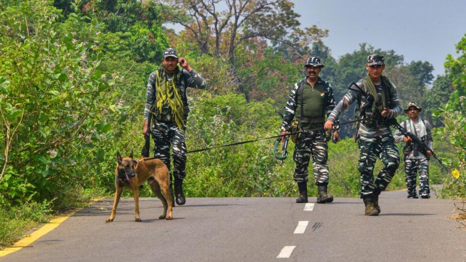 threemaoistskilledinencounterwithsecurityforcesinchhattisgarh