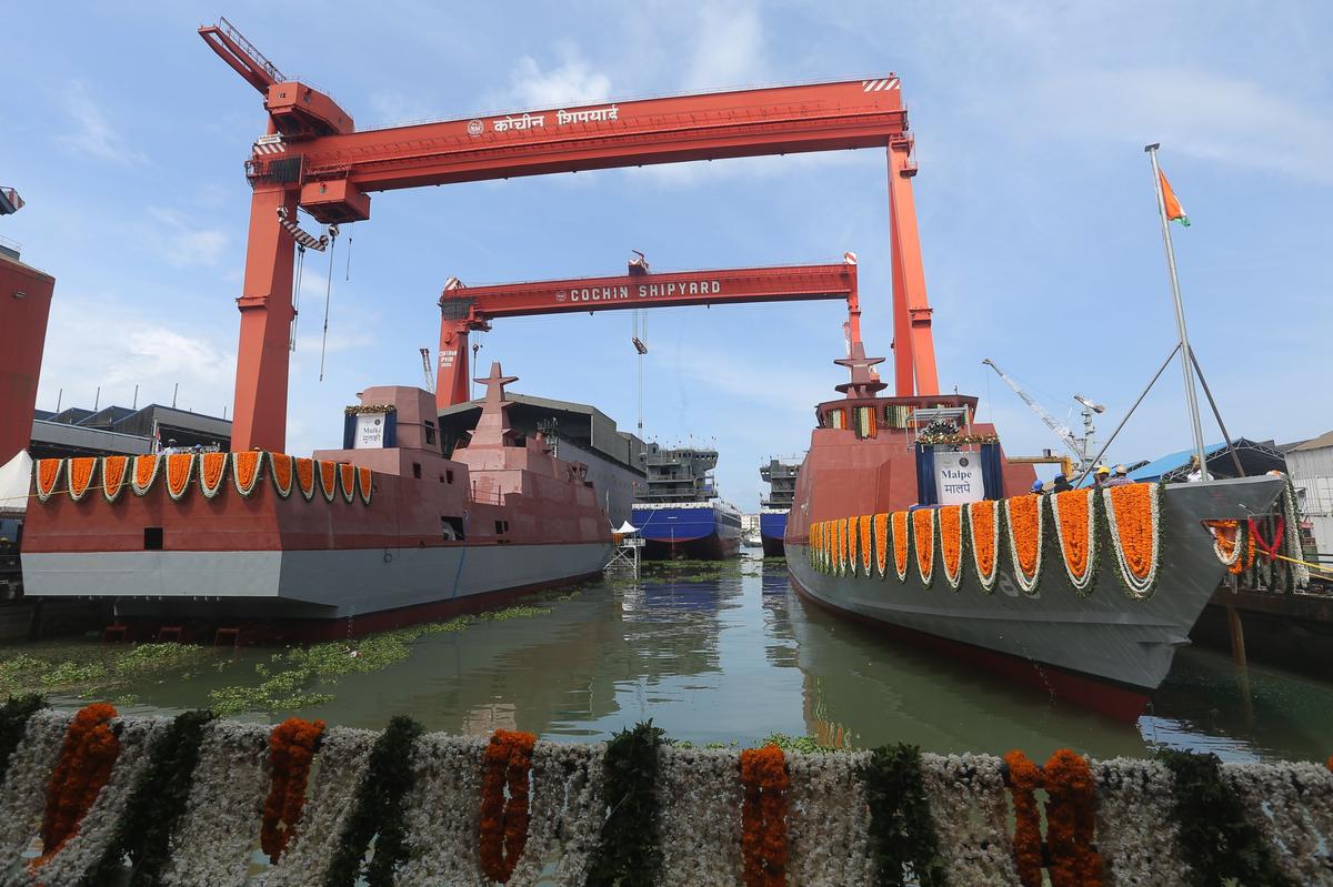 2antisubmarinewarfarebuiltforindiannavylaunchedatcochinshipyard
