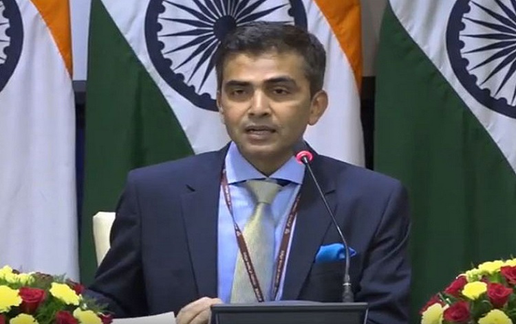 pakistanhasnolocusstandionjinnahhouse:raveeshkumar