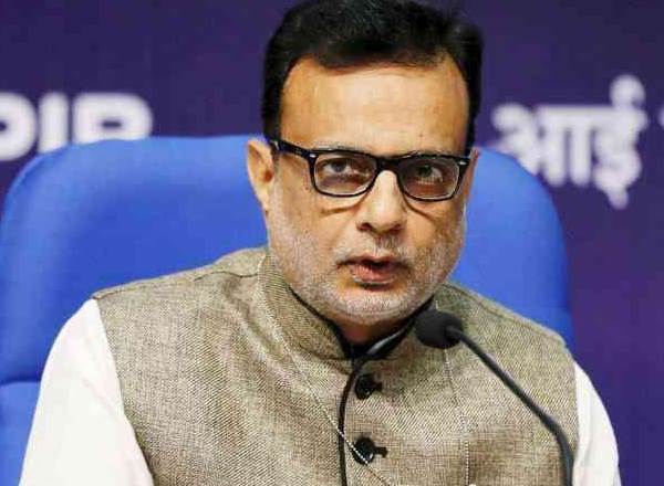govtasksindustrytoholdbackpriceincreasestillgstrollout