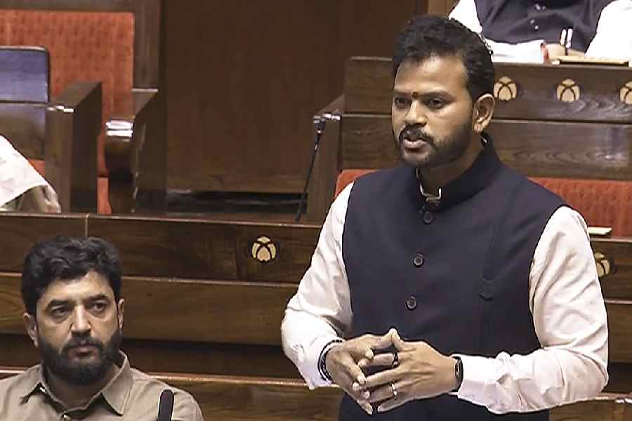 aviationministerrammohannaiduintroducesaircraftobjectsbillinrajyasabha