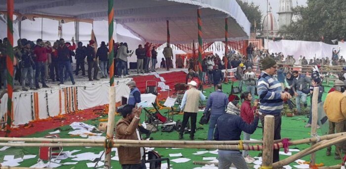 farmstrir:protestingfarmersransackvenueofcmkhattars‘kisanmahapanchayatinkarnal