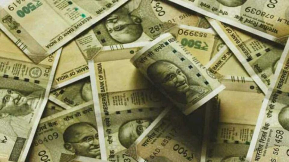 maharashtrapollssstseizesrs555crcashfromvehiclenation
