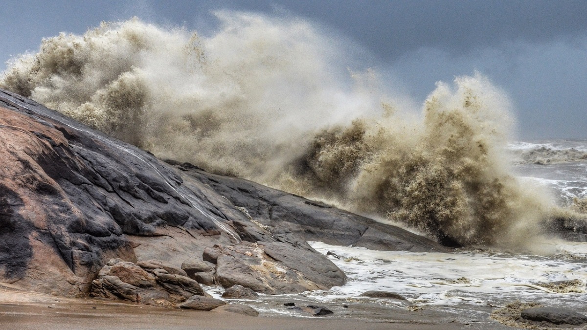 Cyclone likely to form over Bay of Bengal, heavy rain expected in West Bengal from October 28