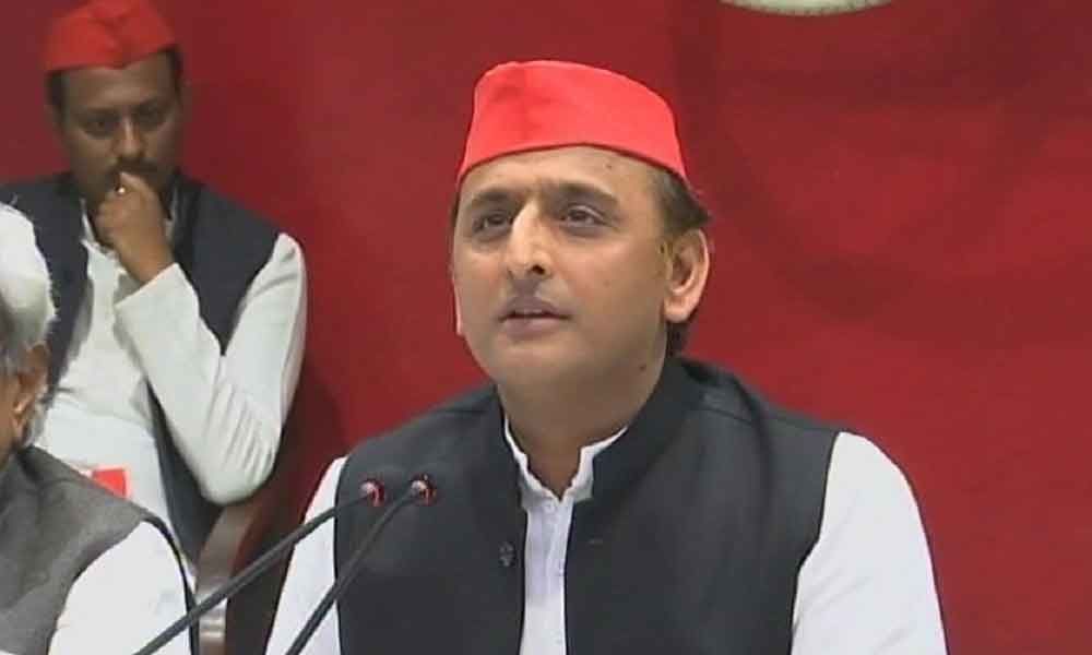 akhileshyadavsays‘jungleraj’prevailsinupasksgovernorto‘wakeup’govt