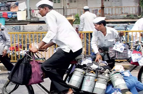 mumbaisdabbawalasmourndeathofqueenelizabethii