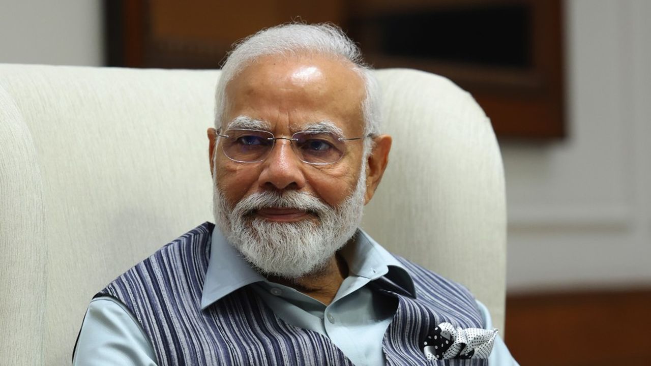 pmebussewawillredefineurbanmobilitysayspmmodi