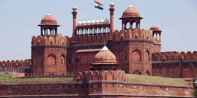 delhi:grenadefoundinredfortwellbombdisposalteamatthespot