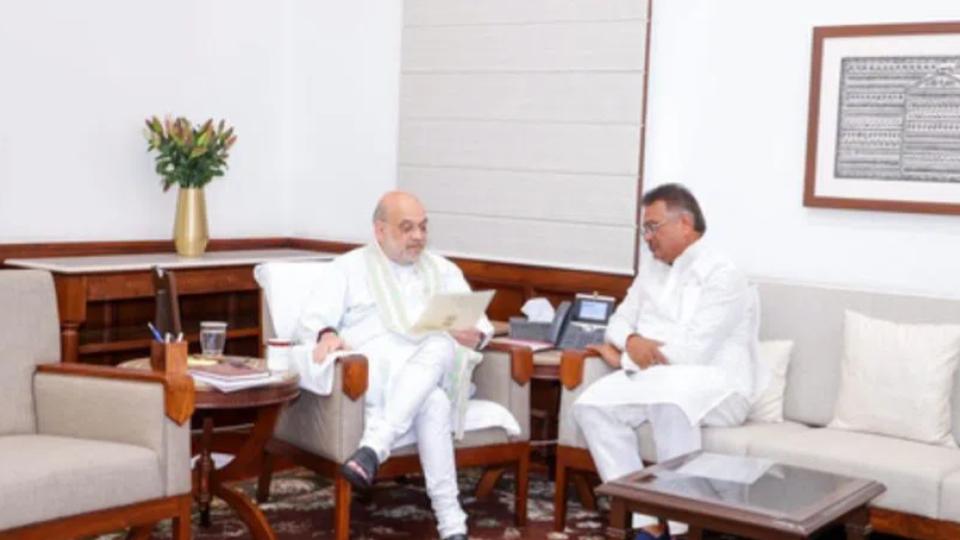BJP MP Manish meets Shah over Jharkhand exam irregularities