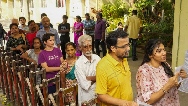 Tamil Nadu begins voting for 39 Lok Sabha seats