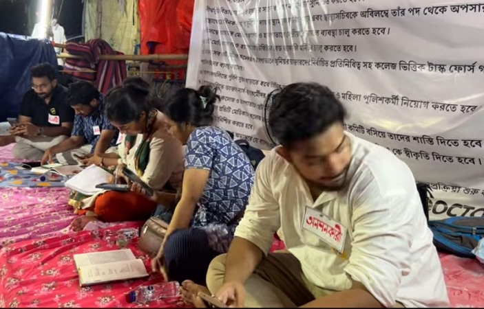 westbengal:6juniordoctorsbeginhungerstrike