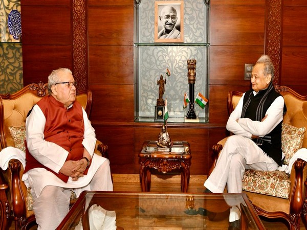 rajasthancmgehlotmeetsgovernorkalrajmishrainjaipur