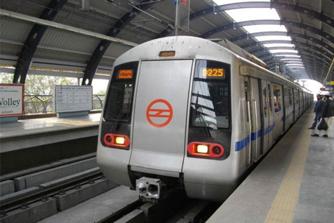 jatprotests:nodelhimetroservicesinncrfromsundaynight