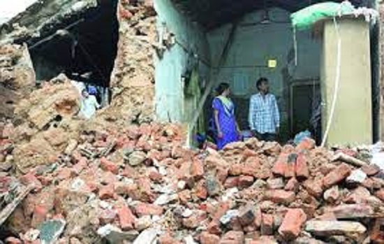 karnataka:7killedinhousecollapseduetoheavyraininbelagavicmannouncesrs5lakhexgratia